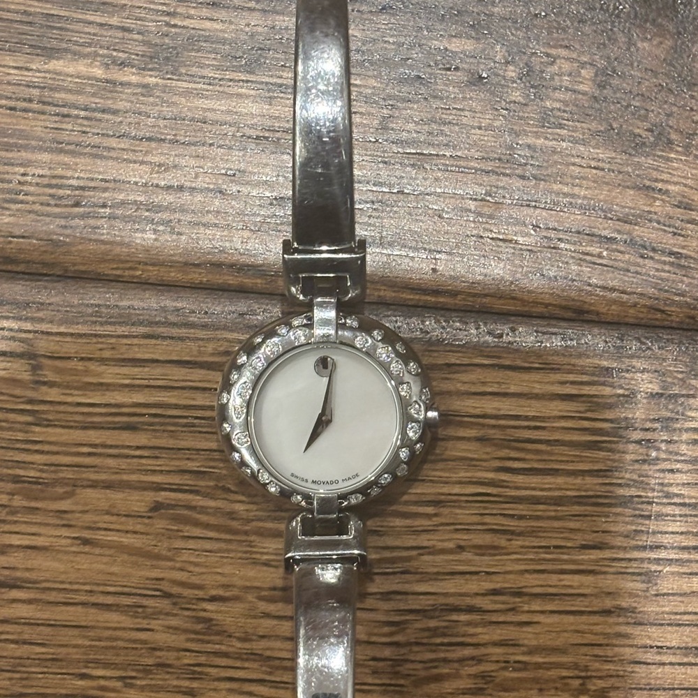 Movado Vivo SS mop dial diamond bezel bangle watch NEEDS battery
